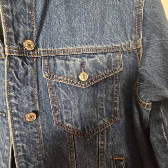 Abercrombie & Fitch Ovetsized Blue Denim Jacket - Picture 6 of 7